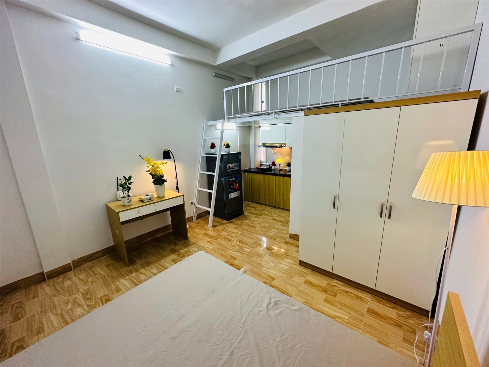 Phòng trọ Duplex 28m2 tại AV Homes Đội Cấn - Ba Đình - Phòng khách