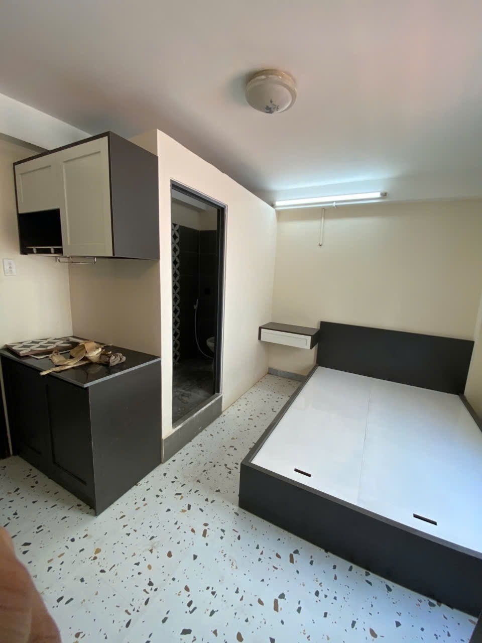 Phòng trọ Studio 20m2 tại AT Apartment Phan Xích Long - Phú Nhuận - Phòng khách