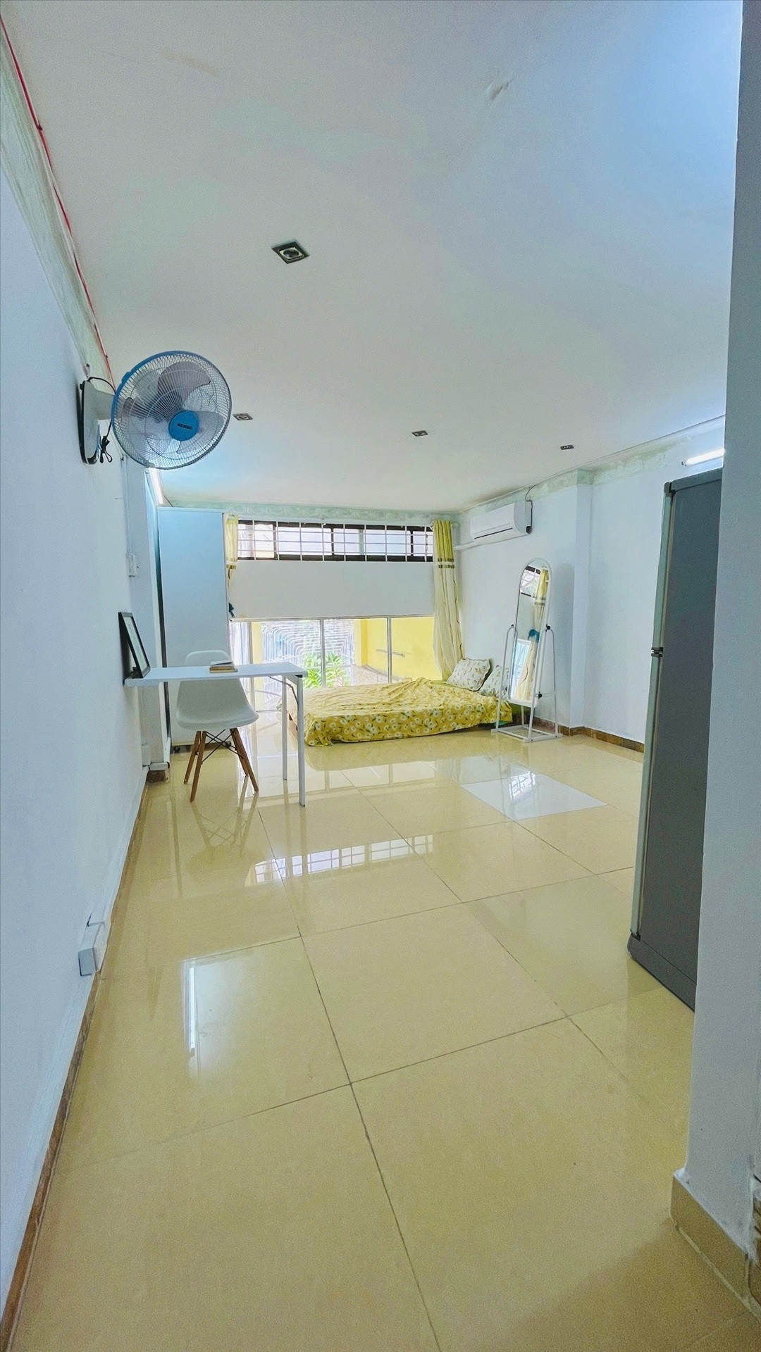 Phòng trọ Studio 30m2 tại Joyful Life Trần Văn Hoàng - Tân Bình - Phòng khách