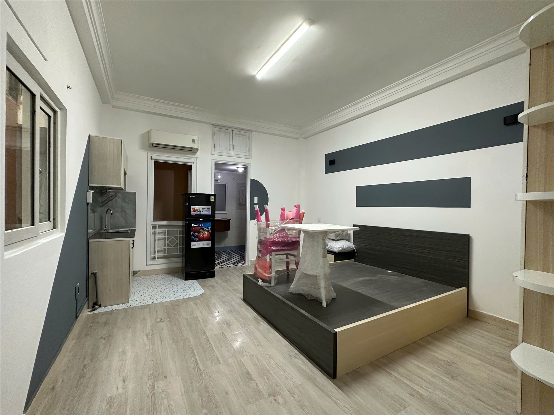 Phòng trọ CNB House Nguyễn Thiện Thuật - Quận 3 - Phòng (*)