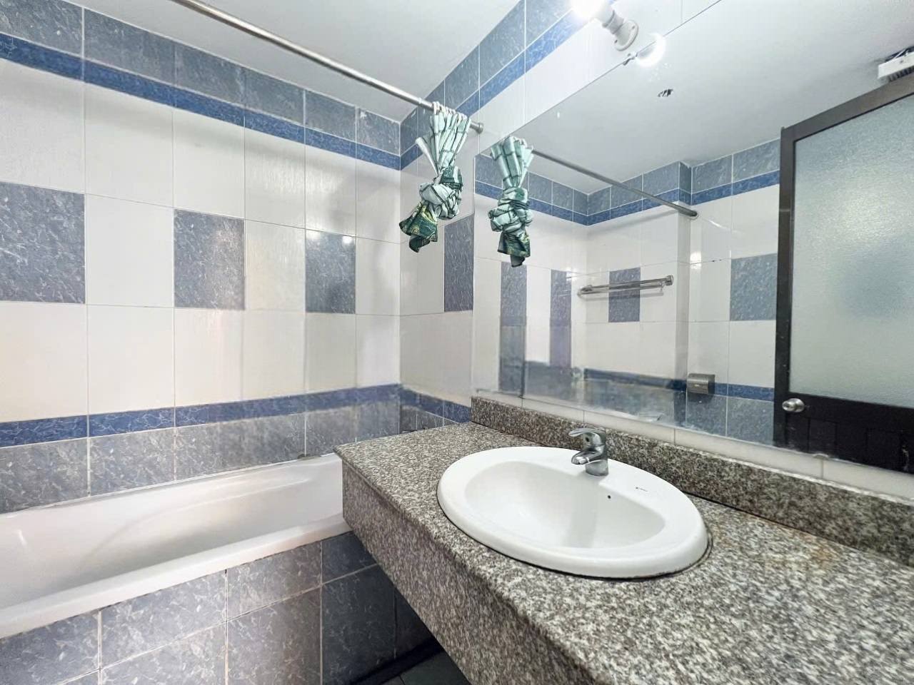 Phòng trọ Studio 25m2 tại PC Condo Bạch Đằng - Bình Thạnh - Phòng tắm