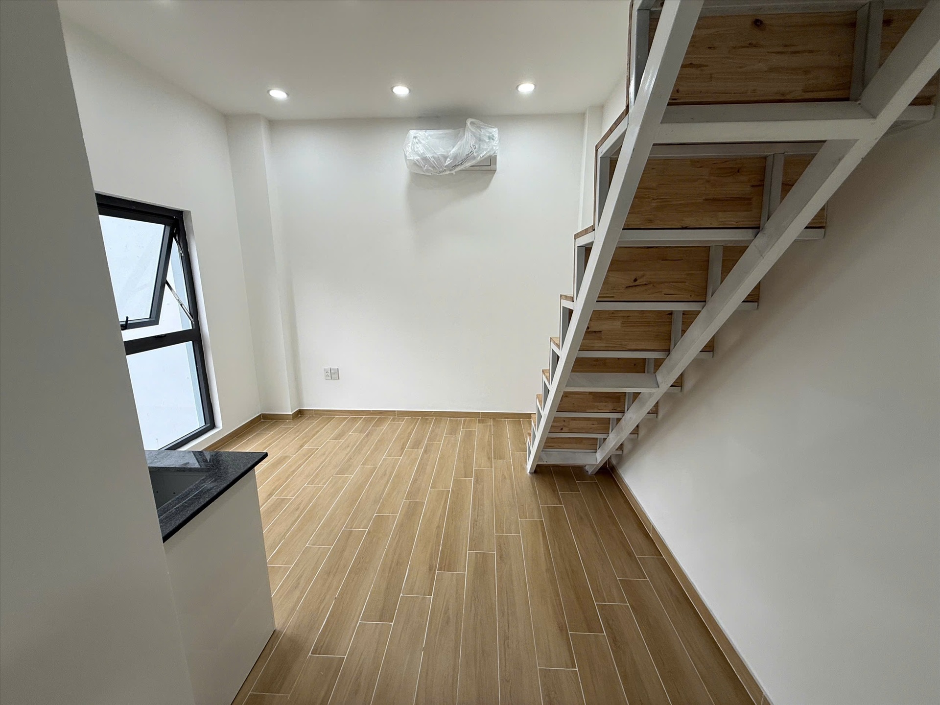 Phòng trọ Suomi Home Hai Bà Trưng - Quận 1 - Phòng (*)