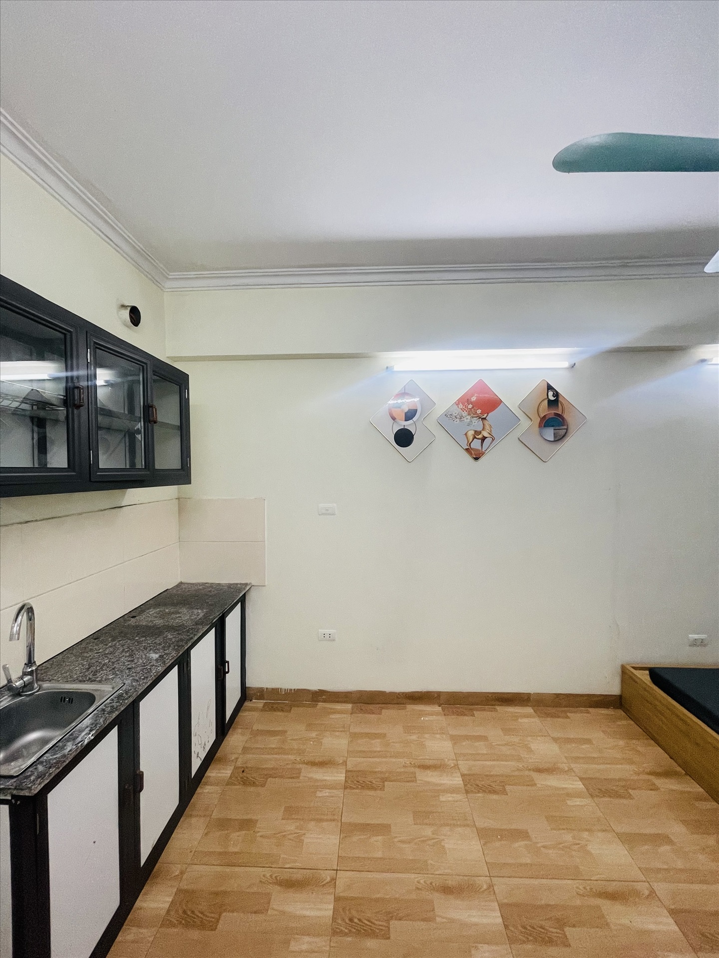 Phòng trọ Studio 28m2 tại BP Home Hoàng Ngân - Cầu Giấy - Phòng bếp