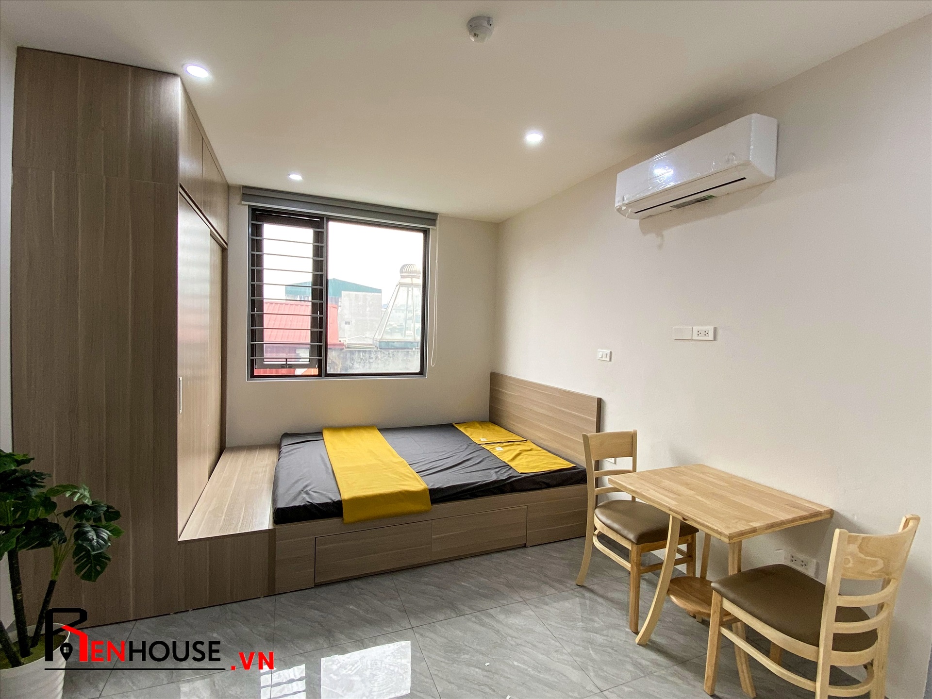 Phòng trọ Studio 26m2 tại RenHouse Mễ Trì Thượng - Nam Từ Liêm - Phòng ngủ