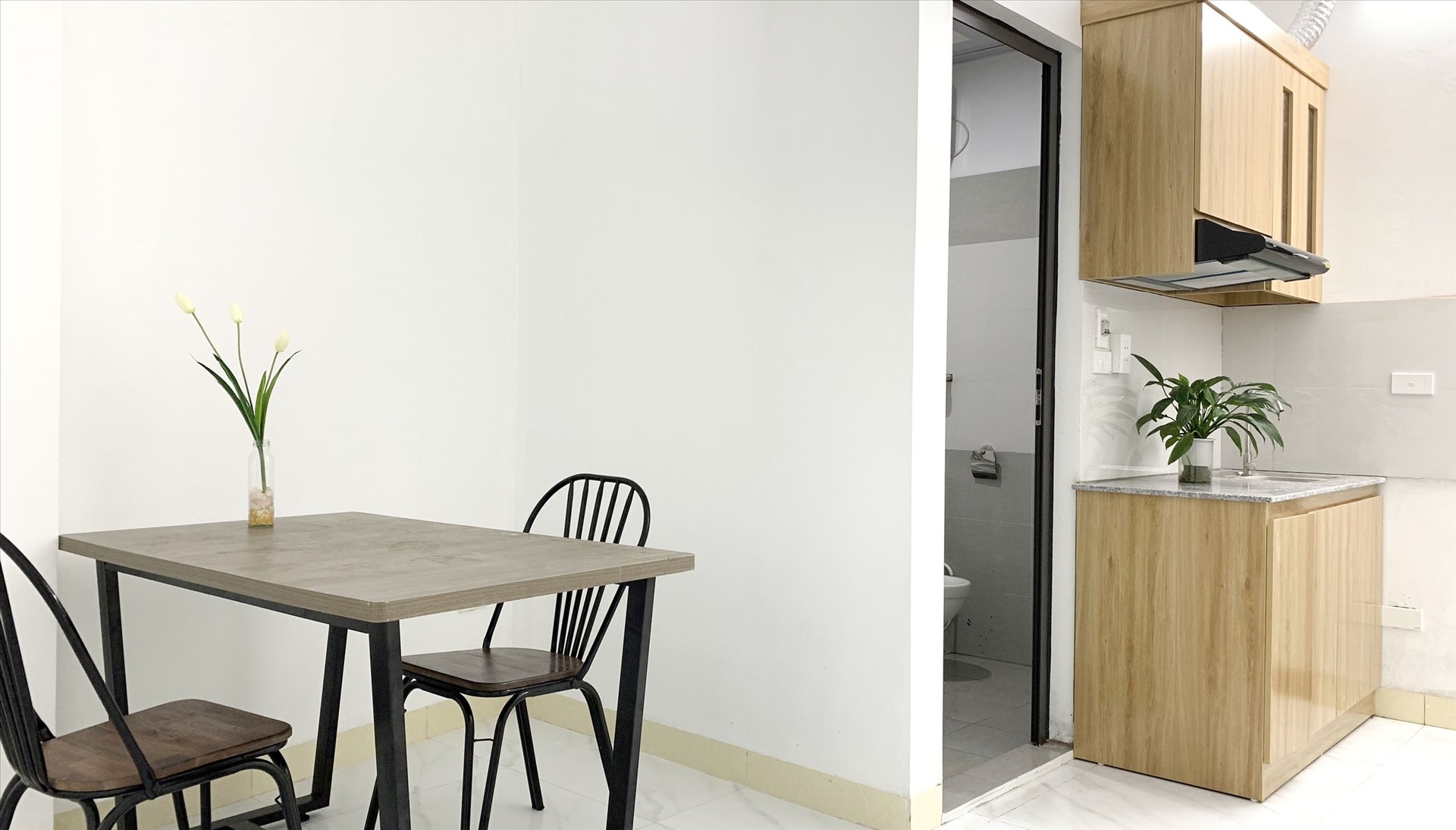 Phòng trọ 1 Phòng ngủ 30m2 tại RenHouse 3 Cầu Giấy - Cầu Giấy - Phòng khách
