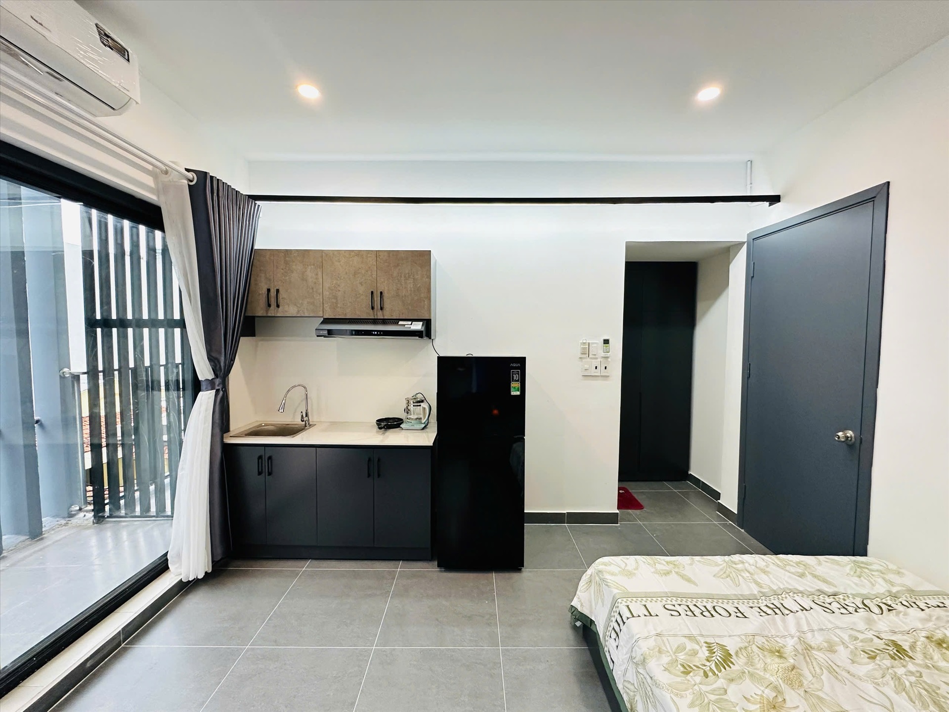 Phòng trọ AP House Núi Thành - Tân Bình - Phòng (*)
