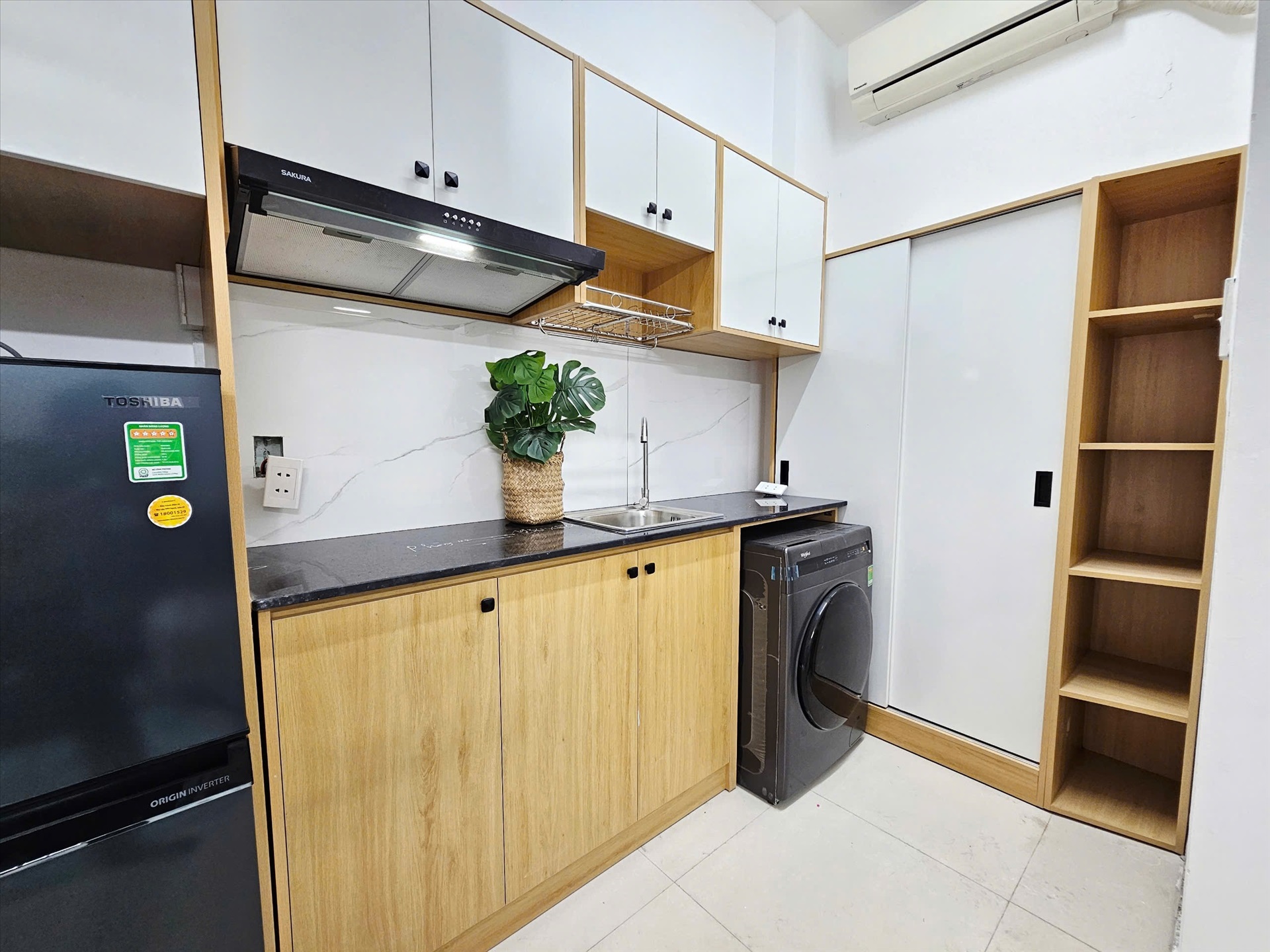 Phòng trọ Studio 28m2 tại AV Home Bùi Đình Túy - Bình Thạnh - Phòng bếp