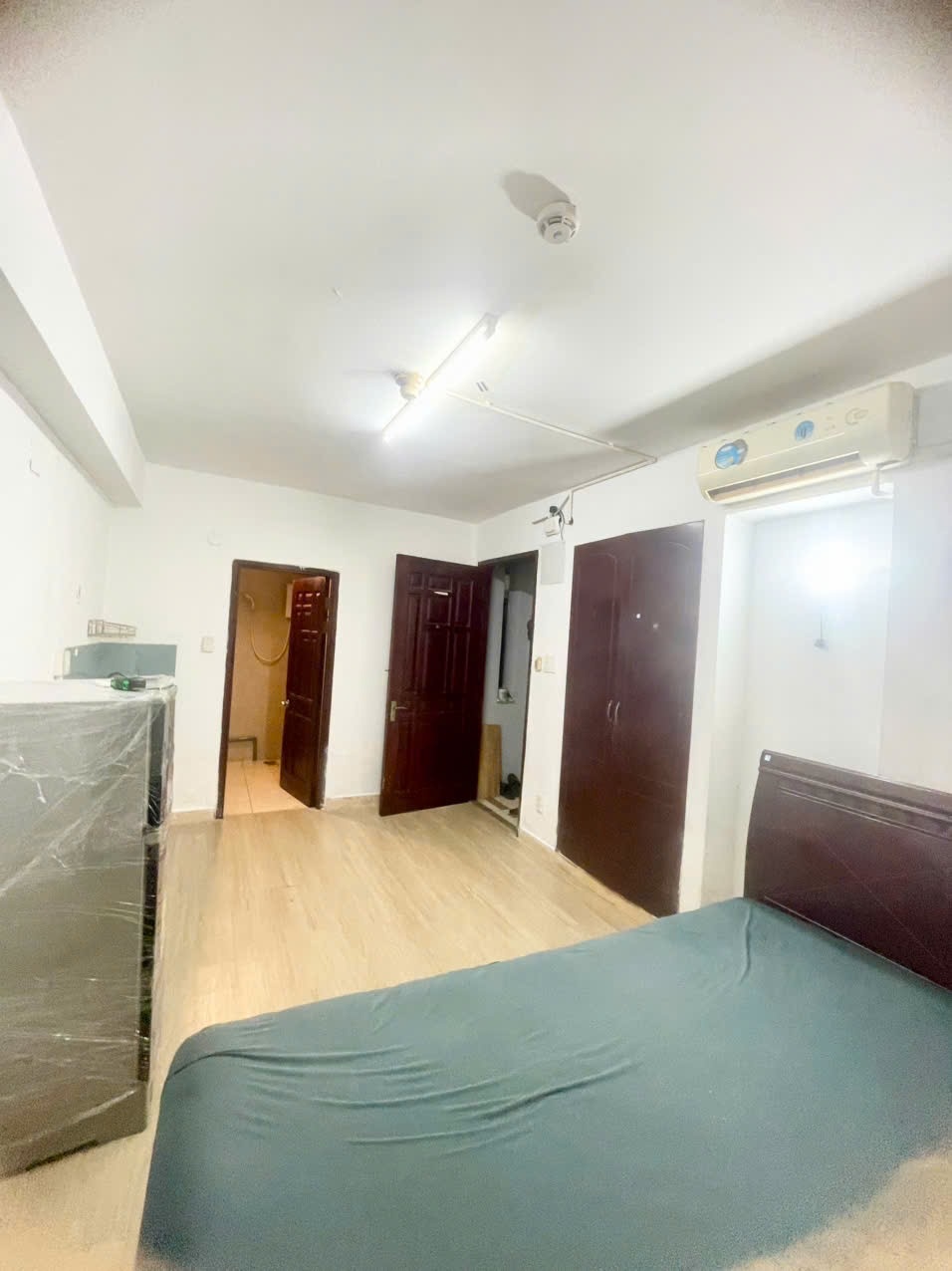 Phòng trọ Studio 25m2 tại AT Home Hoàng Văn Thụ - Tân Bình - Phòng khách
