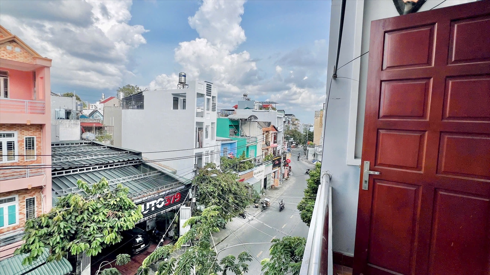 Phòng trọ Duplex 30m2 tại AH Home Tân Chánh Hiệp 24 - Quận 12 - Ban công