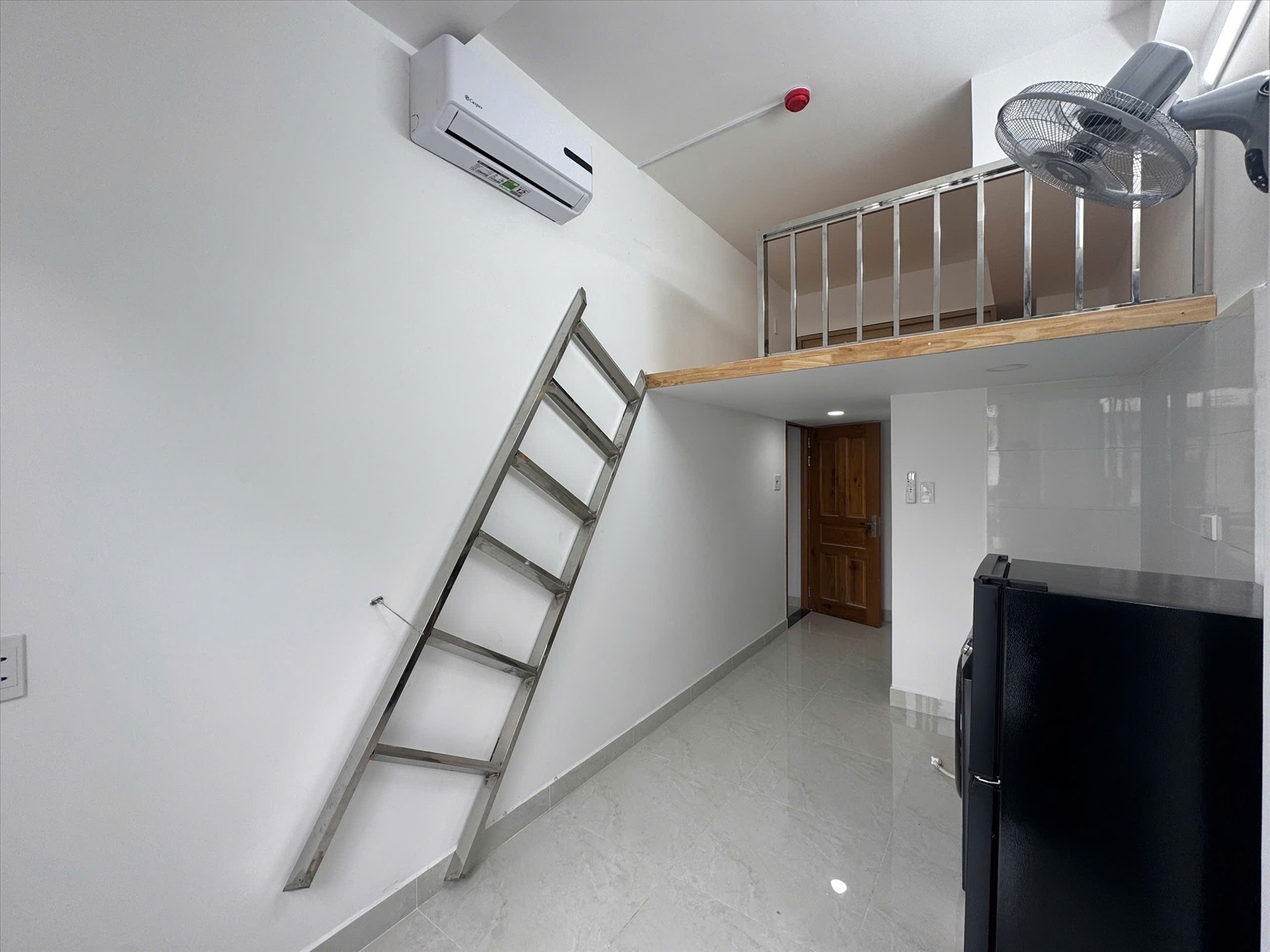 Phòng trọ Duplex 25m2 tại XT Home Dương Quảng Hàm - Gò Vấp - Phòng khách