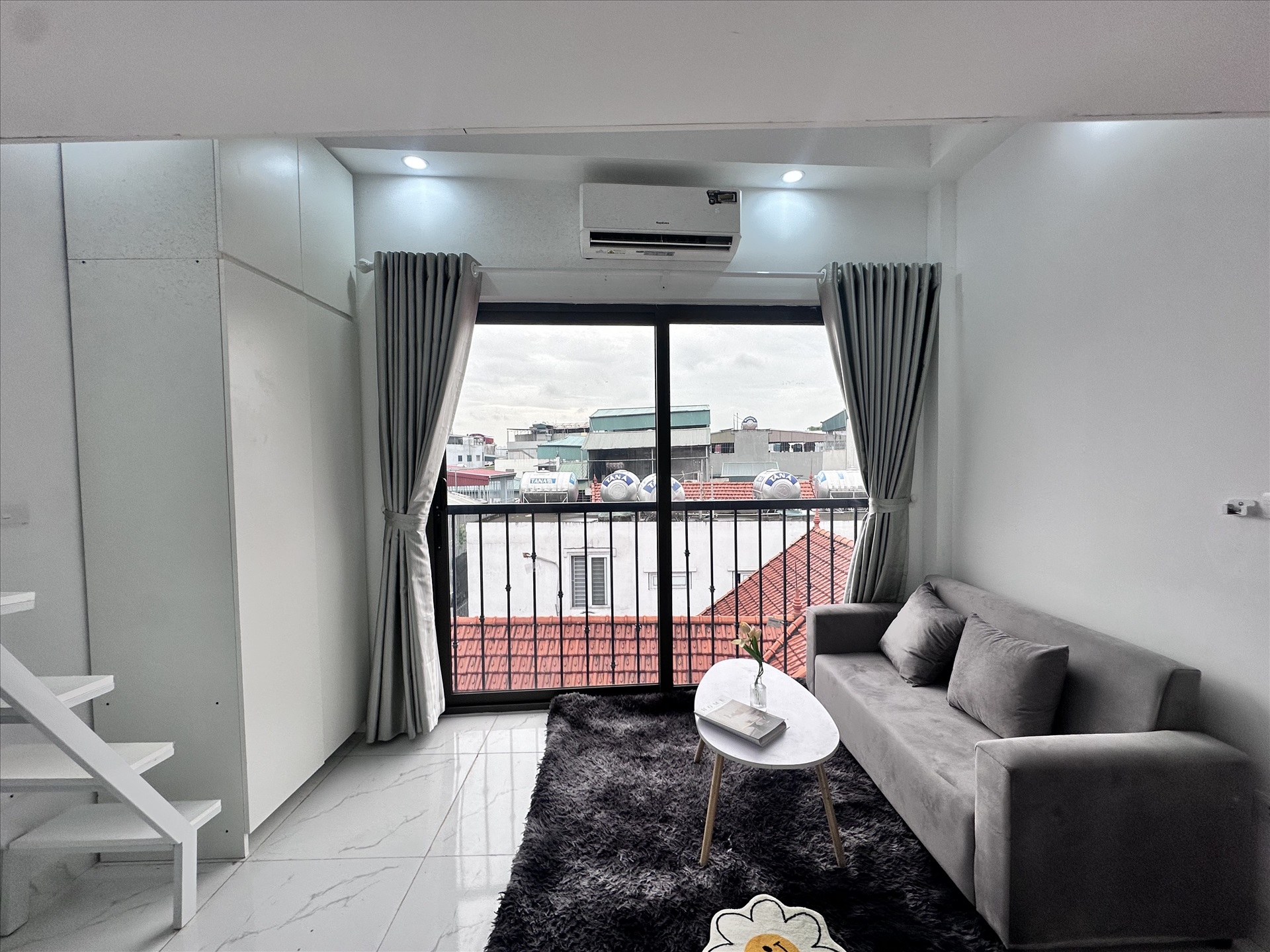 Phòng trọ Studio 20m2 tại DreamHouse Mỹ Đình - Nam Từ Liêm - Phòng khách