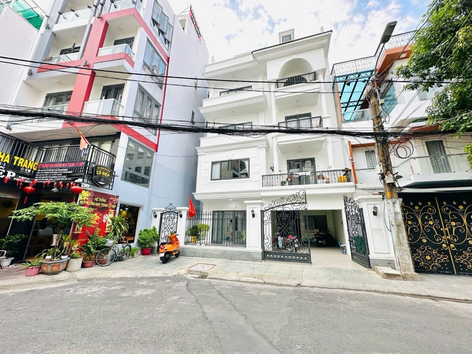 Phòng trọ CY House Lê Văn Sỹ - Tân Bình - Toàn cảnh tòa nhà (*)