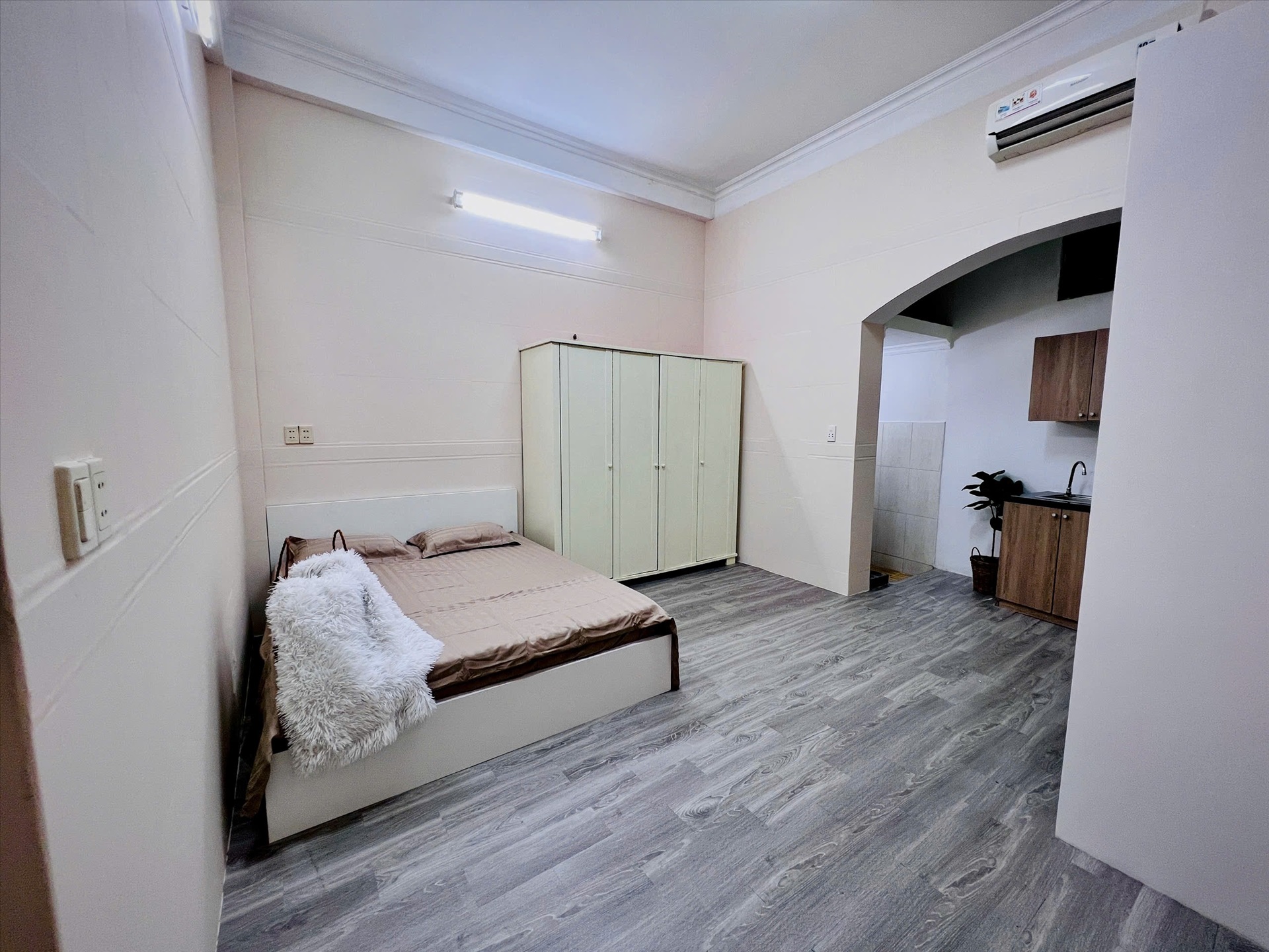 Phòng trọ James House Nguyễn Kiếm - Phú Nhuận - Phòng (*)