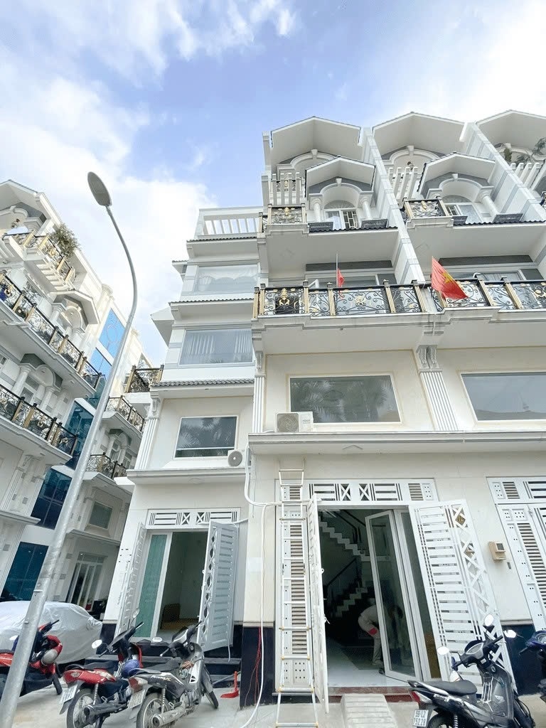 Phòng trọ NMH Home An Dương Vương - Bình Tân - Toàn cảnh tòa nhà (*)