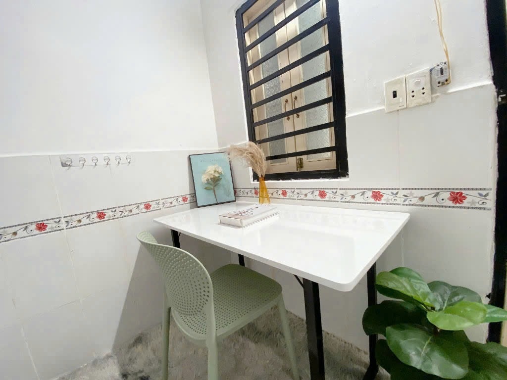 Phòng trọ Duplex 25m2 tại BB House Lê Văn Quới - Bình Tân - Góc làm việc