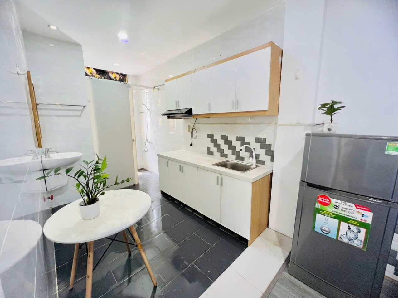 Phòng trọ Studio 28m2 tại HI Home Út Tịch - Tân Bình - Phòng bếp