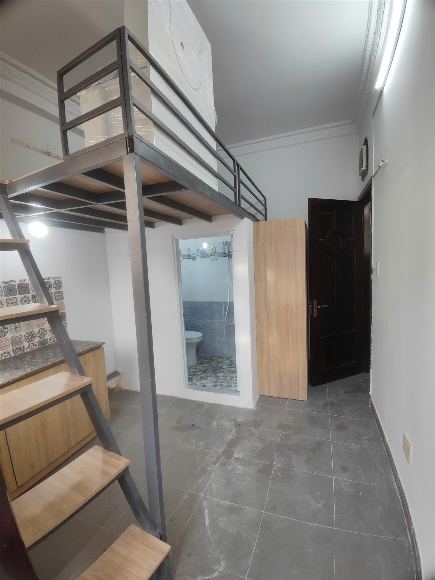 Phòng trọ Duplex 25m2 tại CT Home Nhất Chi Mai - Tân Bình - Phòng khách