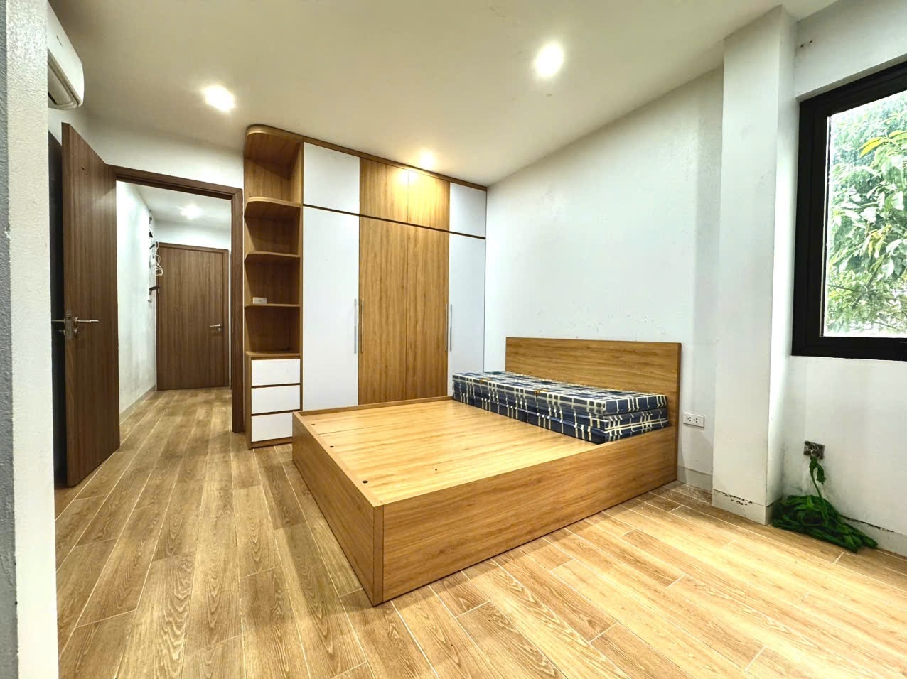 Phòng trọ GD Home Đội Cấn - Ba Đình - Phòng (*)