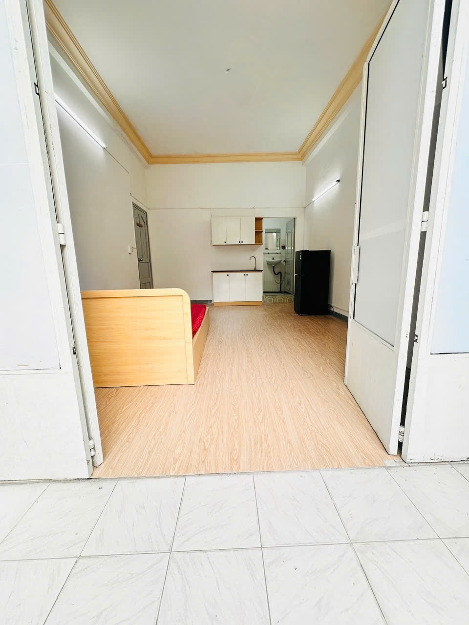 Phòng trọ AT House Trường Sơn - Tân Bình - Phòng (*)