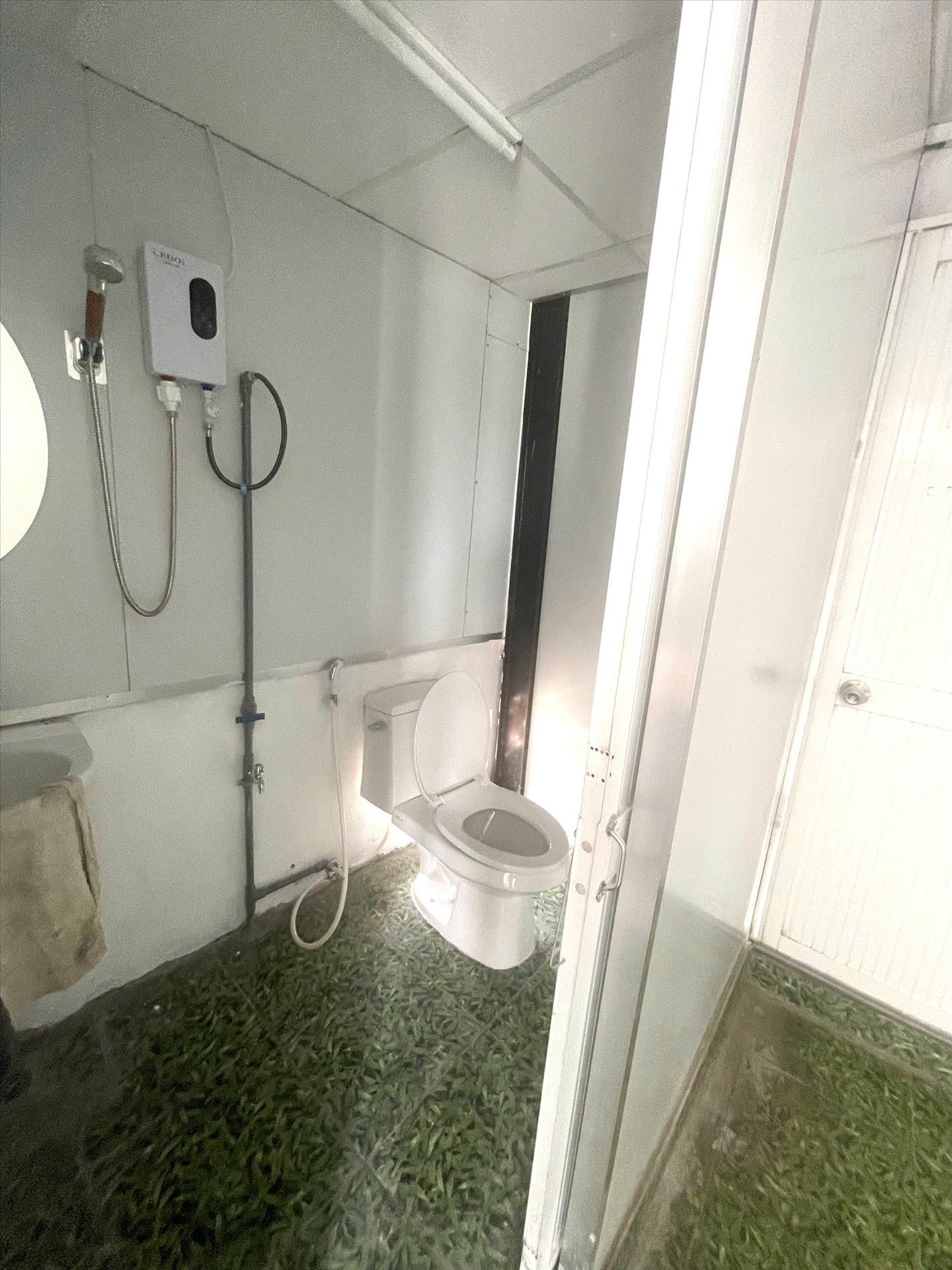 Phòng trọ 1 Phòng ngủ 35m2 tại D House Đường số 4 - Quận 3 - Phòng tắm