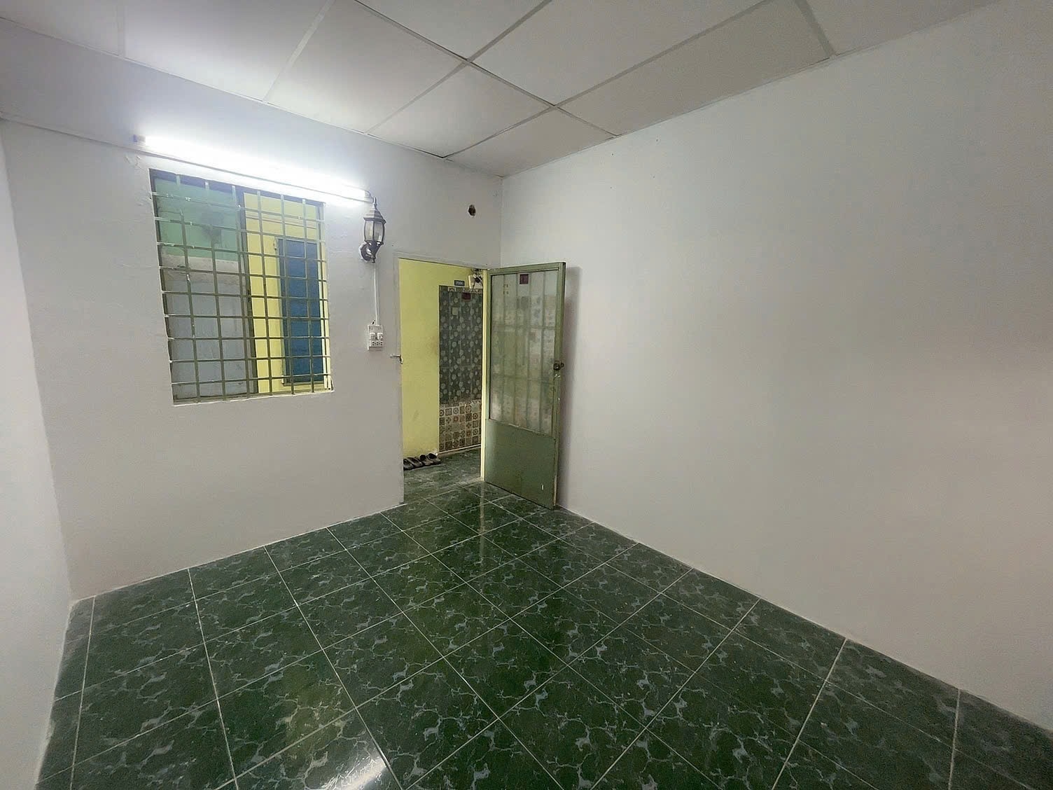 Phòng trọ Studio 18m2 tại LG Home Phùng Tá Chu - Bình Tân - Phòng khách
