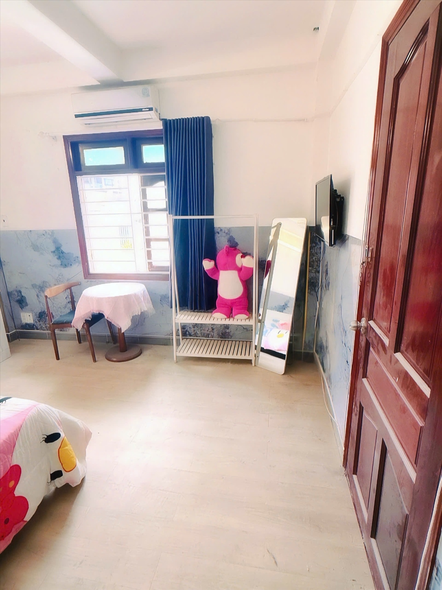 Phòng trọ B House Đỗ Quang Đẩu - Quận 1 - Phòng (*)
