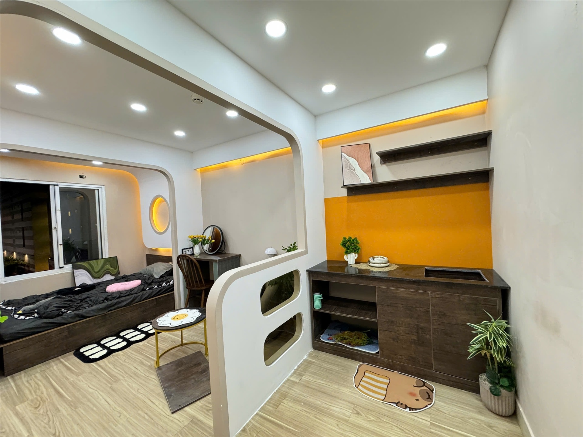 Phòng trọ Kinghome Đường 3/2 - Quận 10 - Phòng (*)