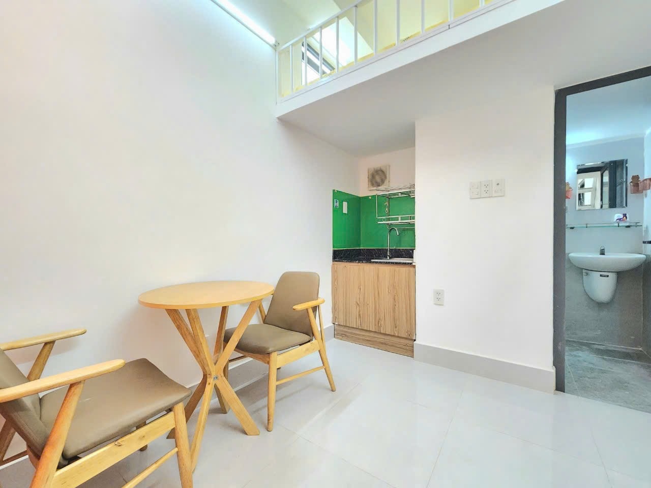 Phòng trọ IRIS House Xô Viết Nghệ Tĩnh - Bình Thạnh - Phòng (*)