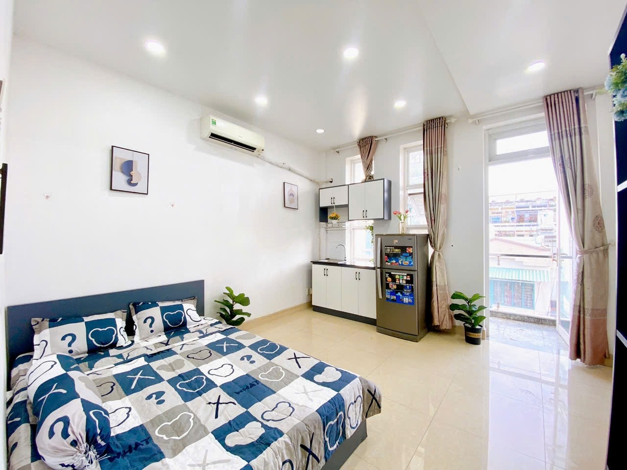 Phòng trọ Roomy Bàu Cát 1 - Tân Bình - Phòng (*)