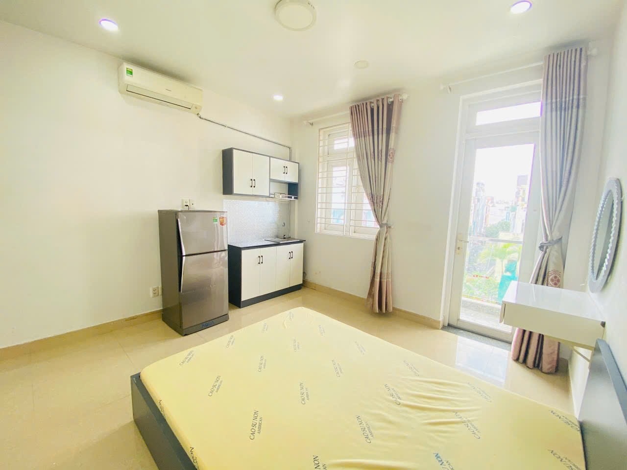 Phòng trọ Roomy Bàu Cát 1 - Tân Bình - Phòng (*)