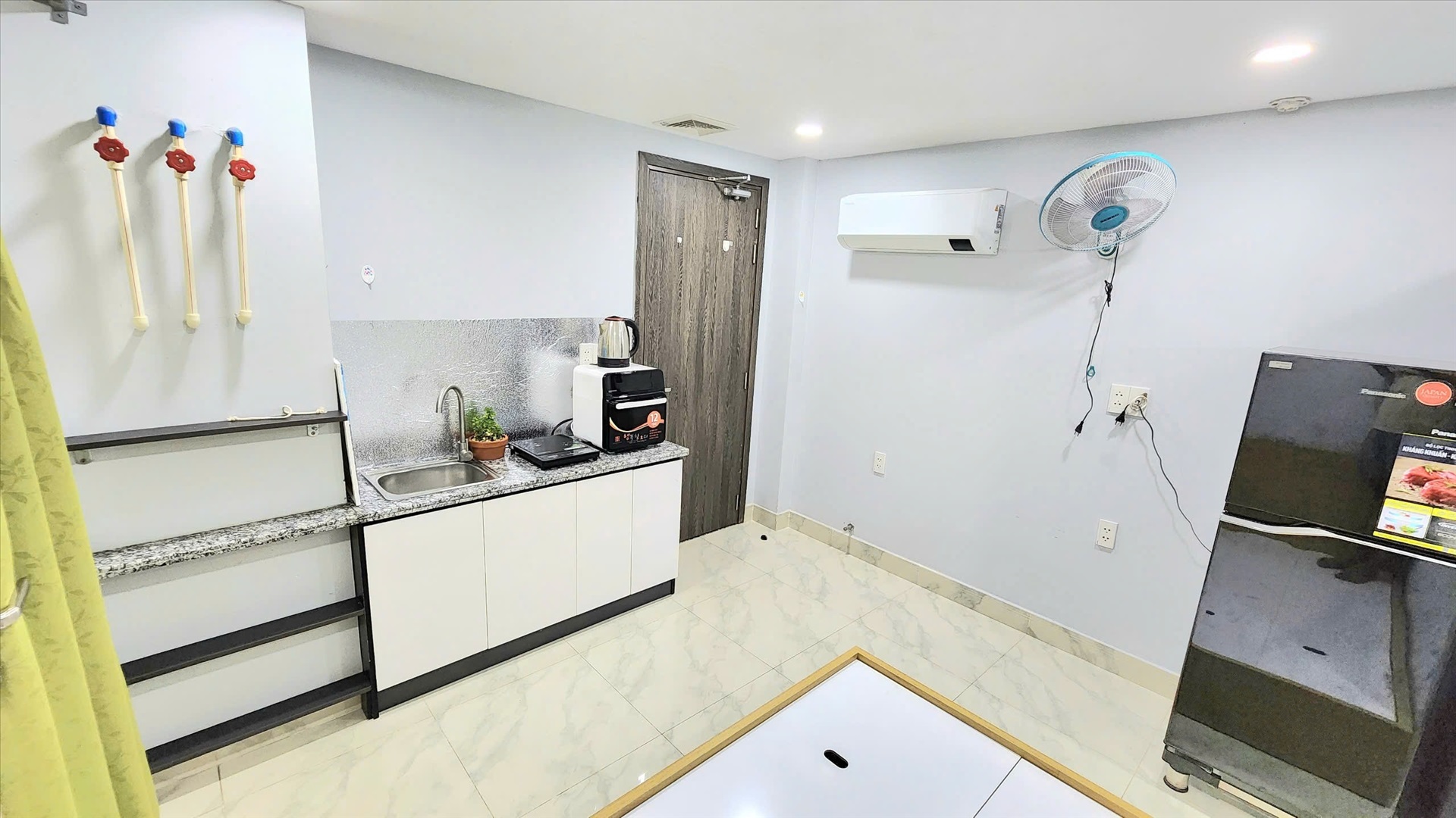 Phòng trọ GNUHHOUSE Nguyễn Kiệm - Phú Nhuận - Phòng (*)