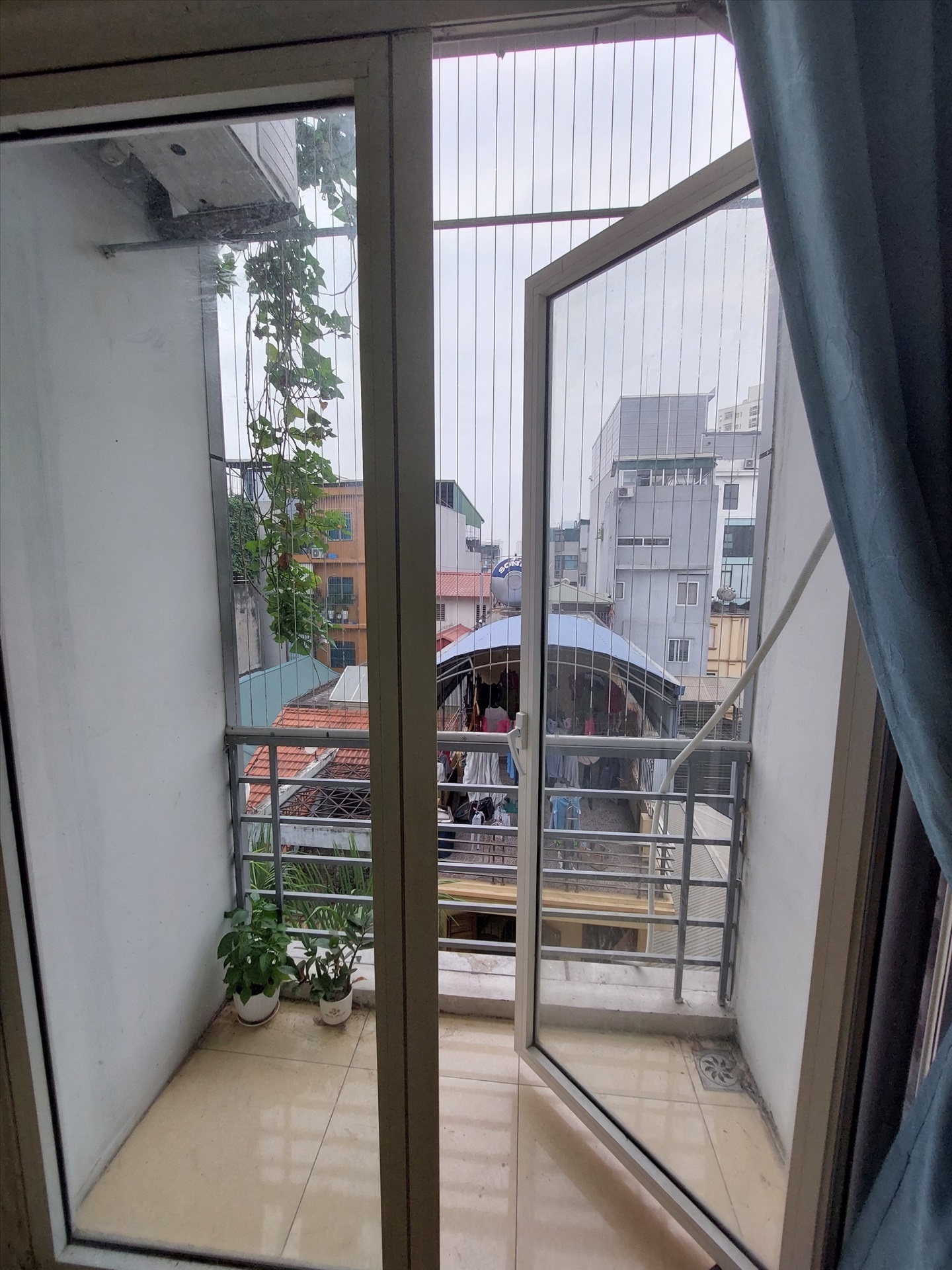 Phòng trọ 1 Phòng ngủ 35m2 tại GD Home Trung Kính - Cầu Giấy - Ban công