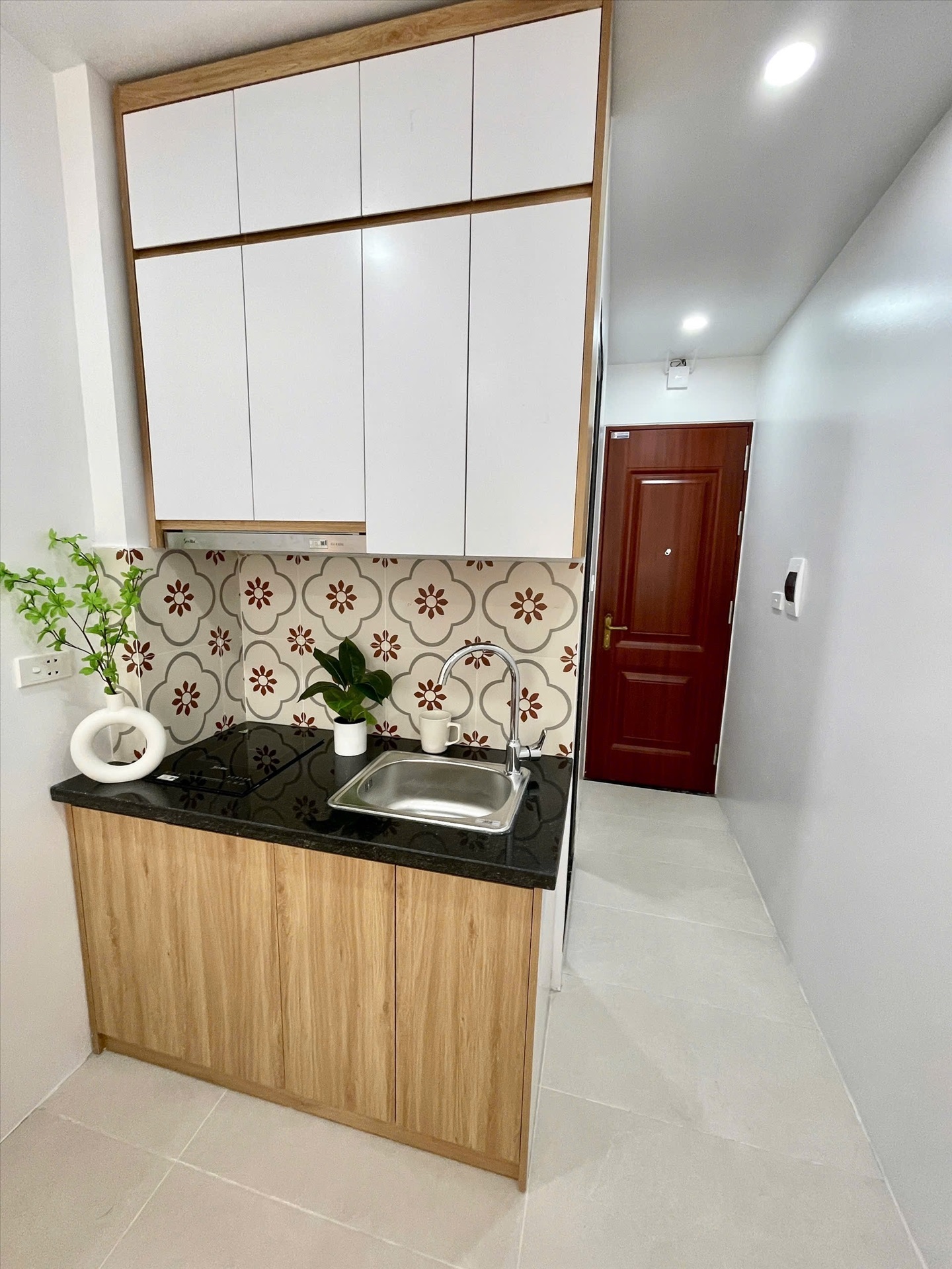 Phòng trọ Studio 26m2 tại Airstay Hoàng Quốc Việt  - Phòng bếp