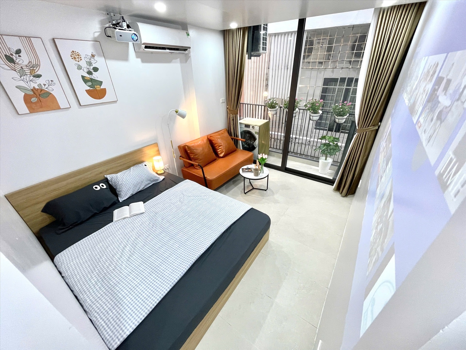 Phòng trọ Studio 25m2 tại Airstay Hoàng Quốc Việt  - Phòng ngủ