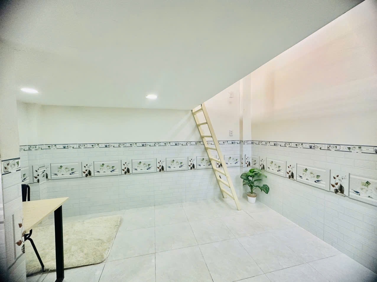 Phòng trọ NF Apartment Tô Hiệu - Tân Phú - Phòng (*)