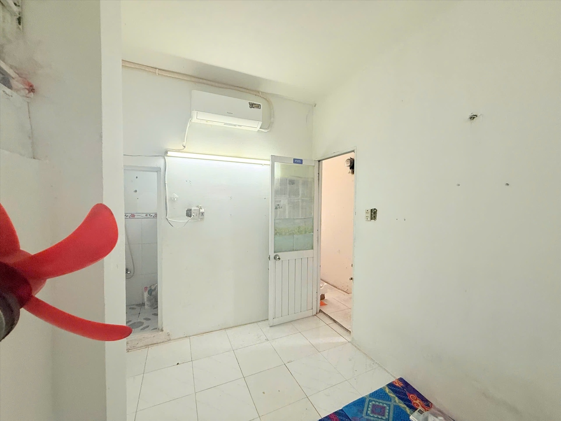 Phòng trọ Ronald Home Huỳnh Thiên Lộc - Tân Phú - Phòng (*)