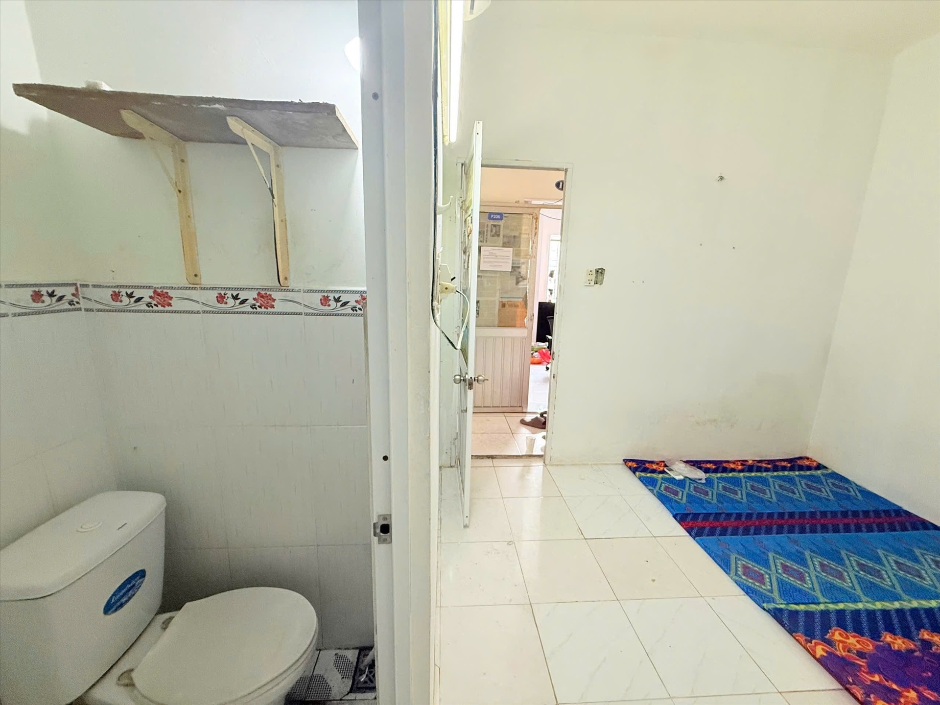 Phòng trọ Ronald Home Huỳnh Thiên Lộc - Tân Phú - Phòng (*)
