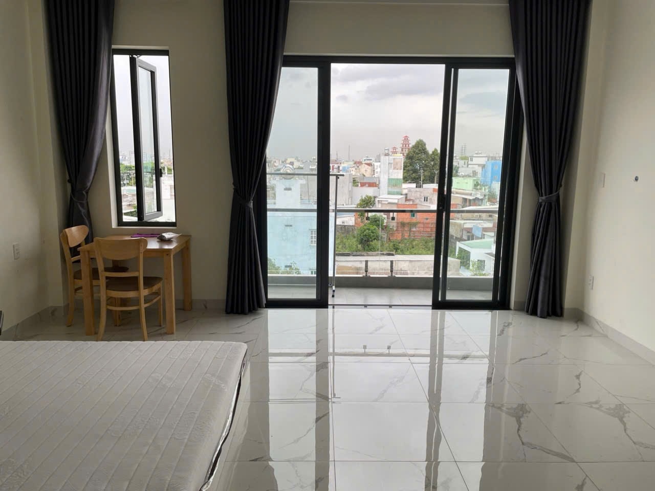 Phòng trọ TV Home Đường số 5 - Quận 2 - Phòng (*)