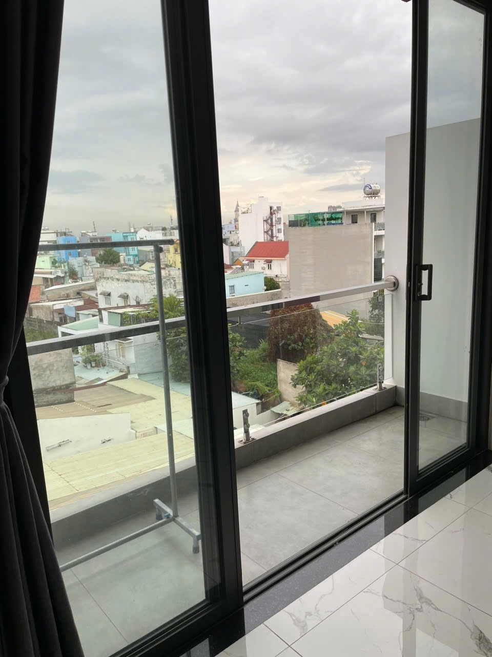 Phòng trọ TV Home Đường số 5 - Quận 2 - Phòng (*)