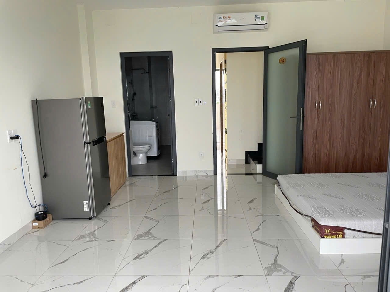 Phòng trọ TV Home Đường số 5 - Quận 2 - Phòng (*)
