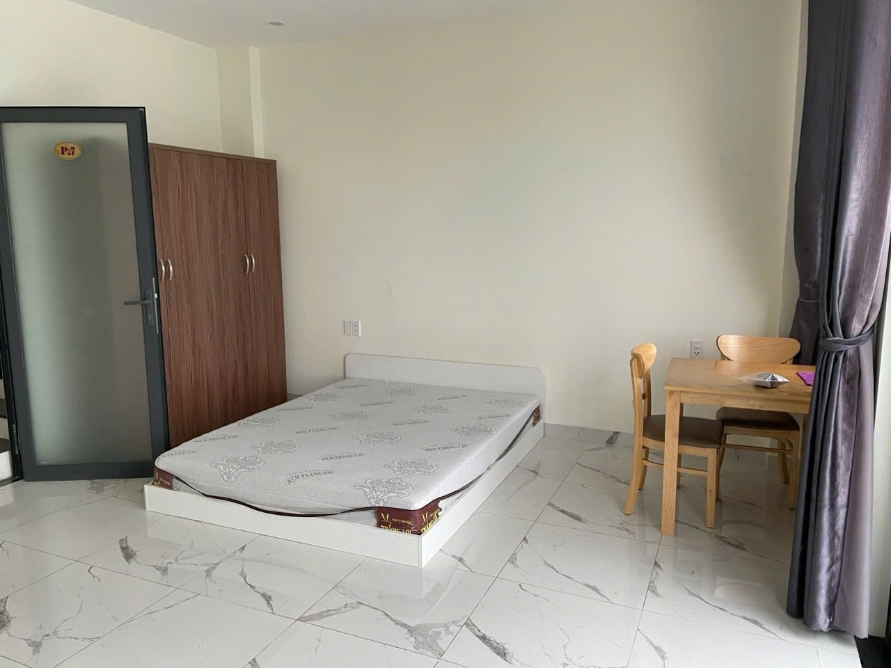 Phòng trọ TV Home Đường số 5 - Quận 2 - Phòng (*)