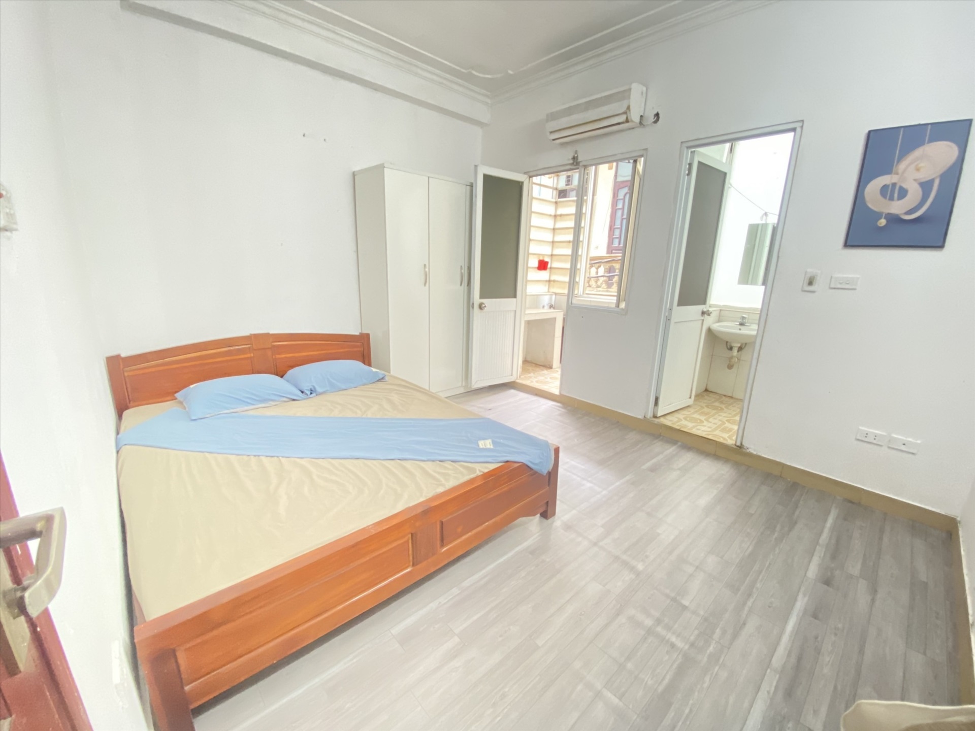 Phòng trọ HappyHomes Trần Thái Tông - Cầu Giấy - Phòng (*)