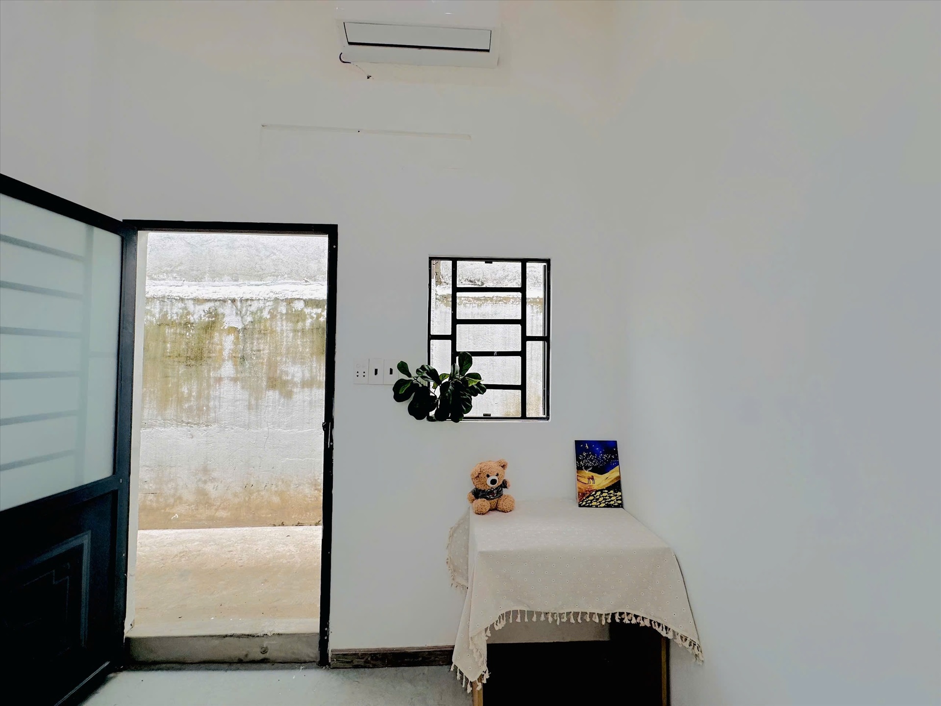 Phòng trọ AH House Trường Chinh - Quận 12 - Phòng (*)