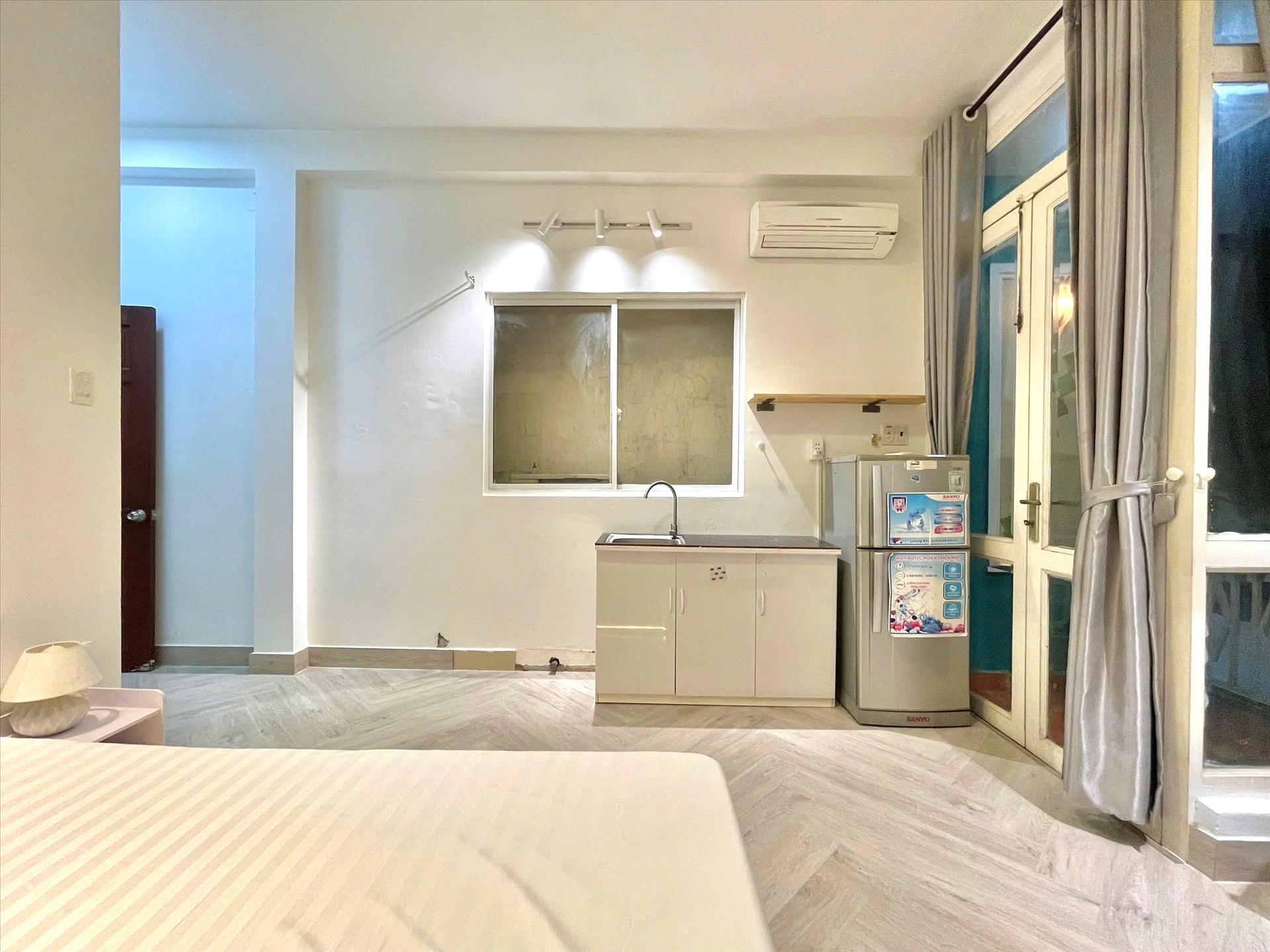 Phòng trọ PVT Home Nguyễn Kiệm - Phú Nhuận - Phòng (*)