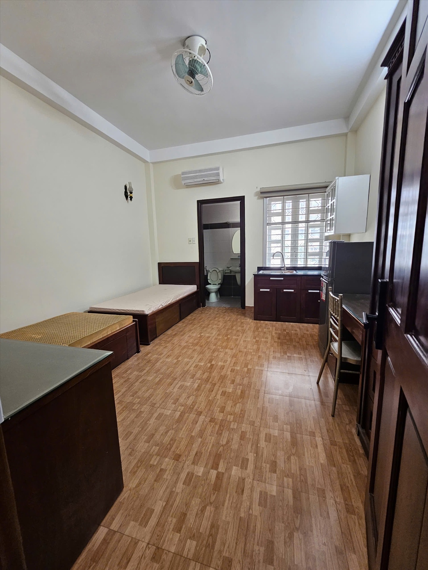 Phòng trọ HN Home Lâm Văn Bền - Quận 7 - Phòng (*)