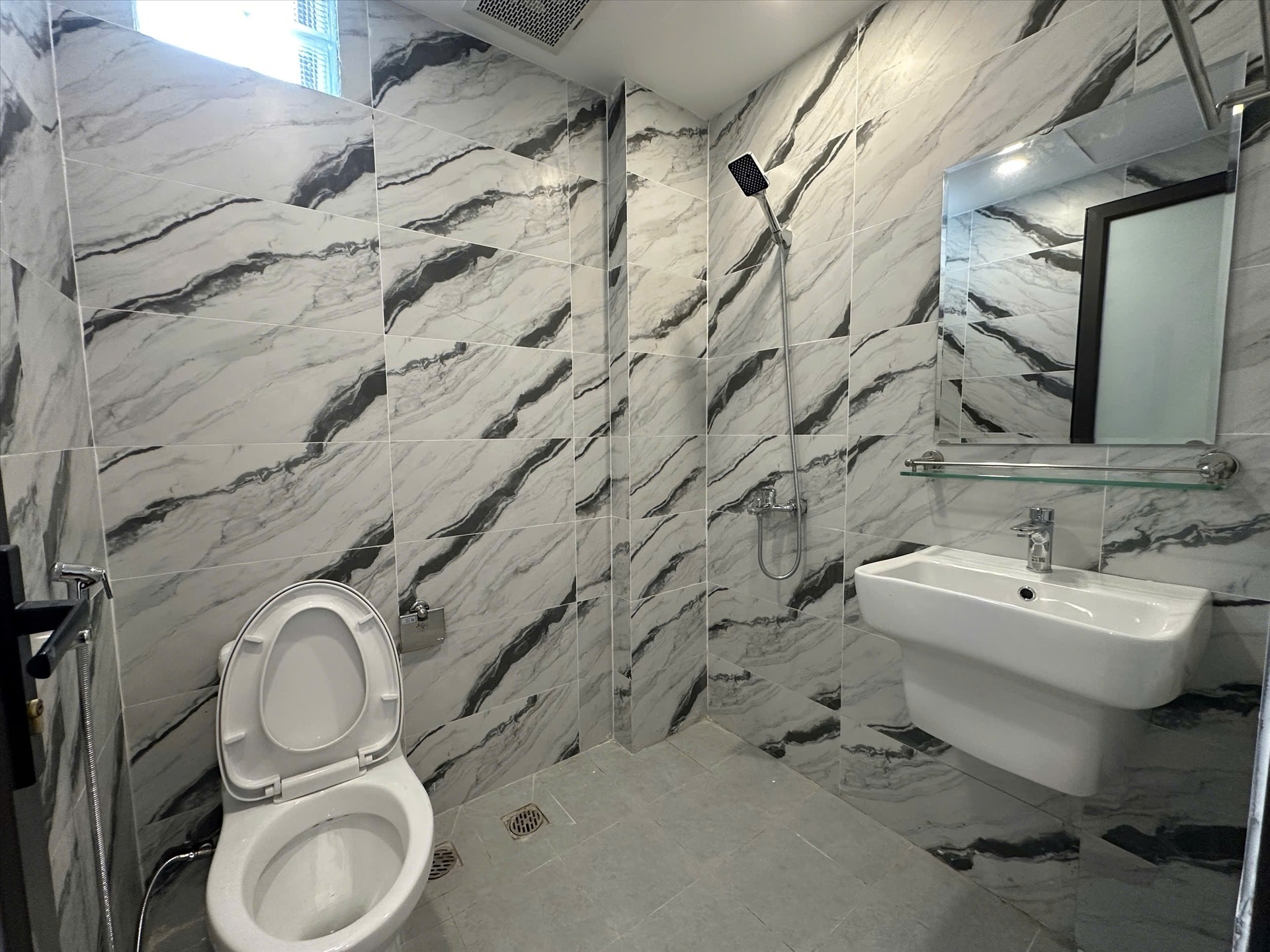 Phòng trọ Duplex 25m2 tại 4PS Housing Phú Xá - Tây Hồ - Phòng tắm