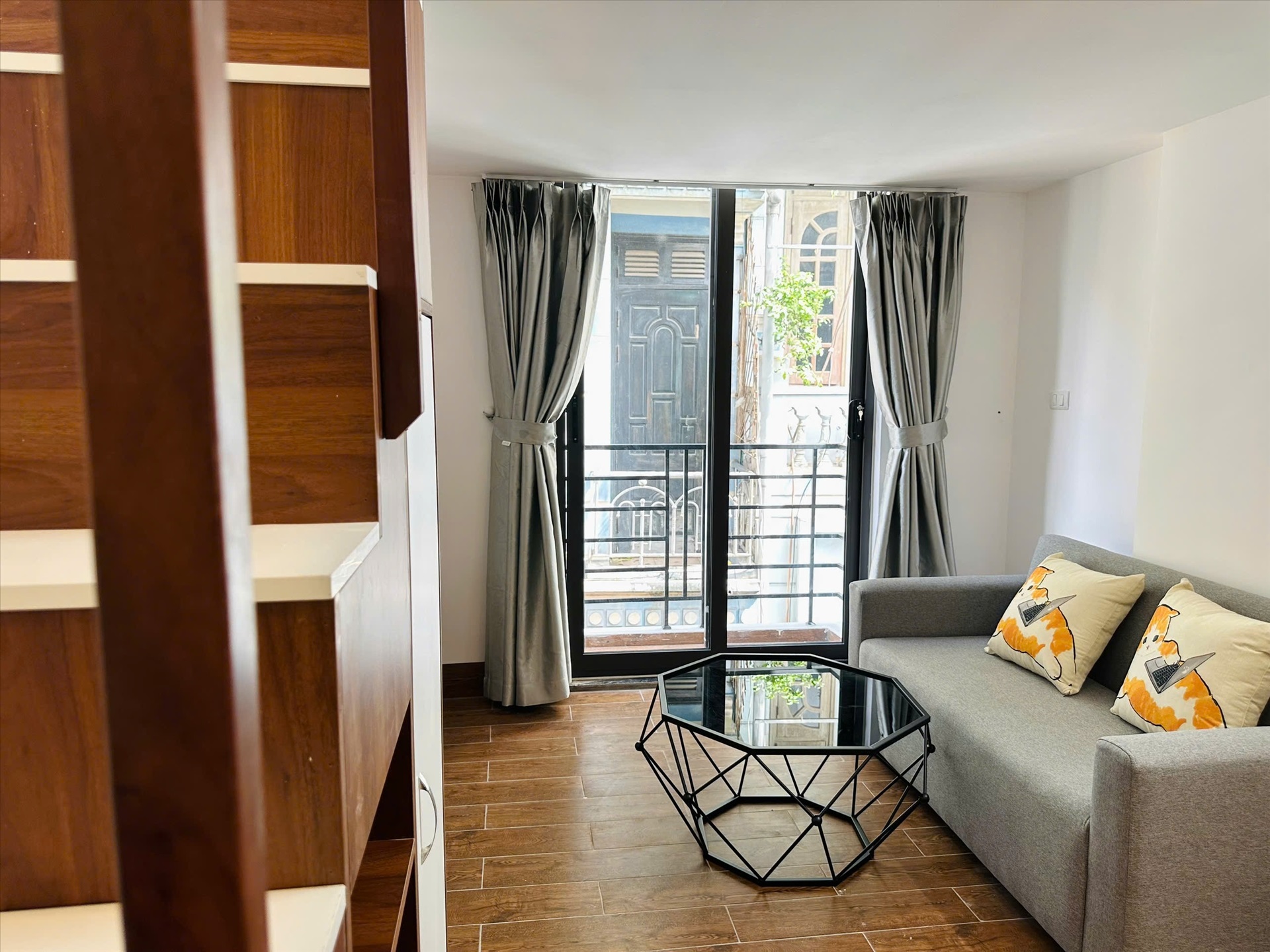 Phòng trọ Duplex 25m2 tại 4PS Housing Phú Xá - Tây Hồ - Phòng khách