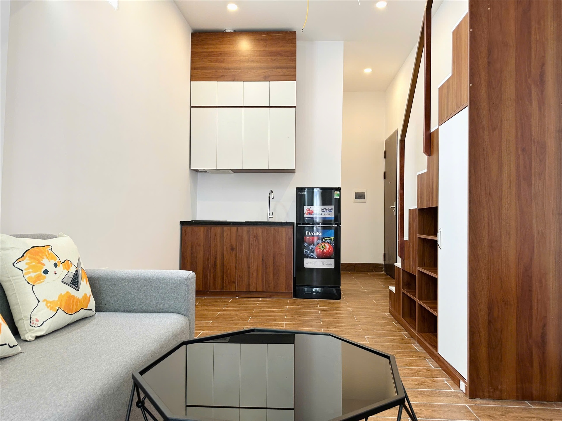 Phòng trọ Duplex 25m2 tại 4PS Housing Phú Xá - Tây Hồ - Phòng khách