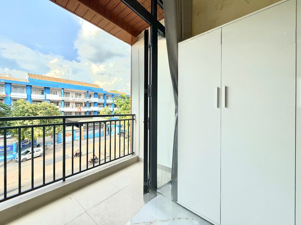 Phòng trọ Studio 35m2 tại NVK Home Trường Chinh - Tân Bình - Ban công