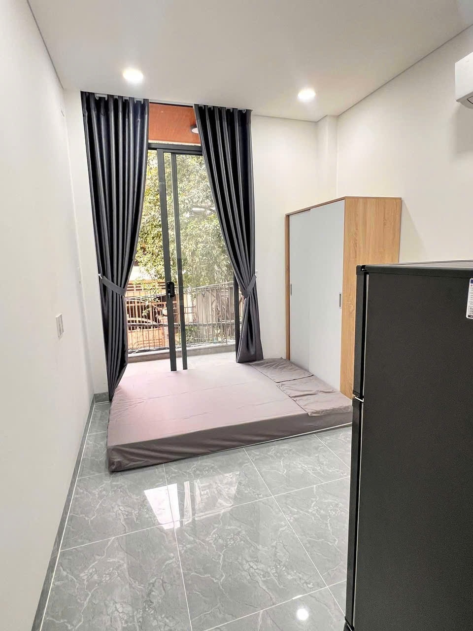 Phòng trọ NH Apartment Đường 3/2 - Quận 10 - Phòng (*)
